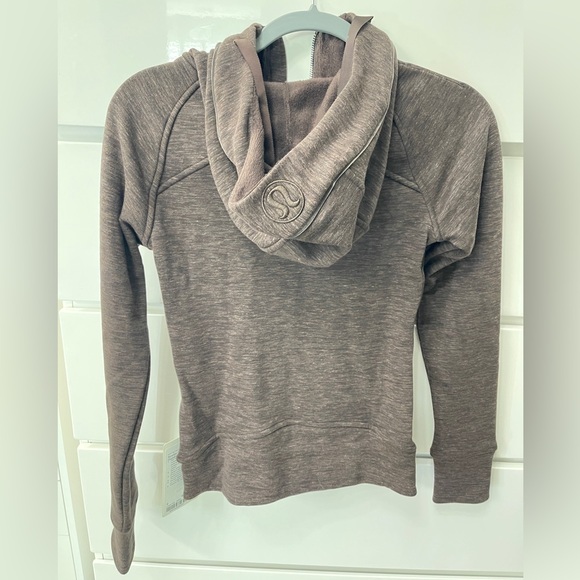 Lululemon Scuba Full Zip Hoodie - size 0 - Picture 3 of 3